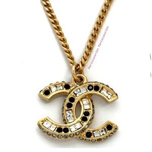 CHANEL Black White Crystal Baguette CC Pendant